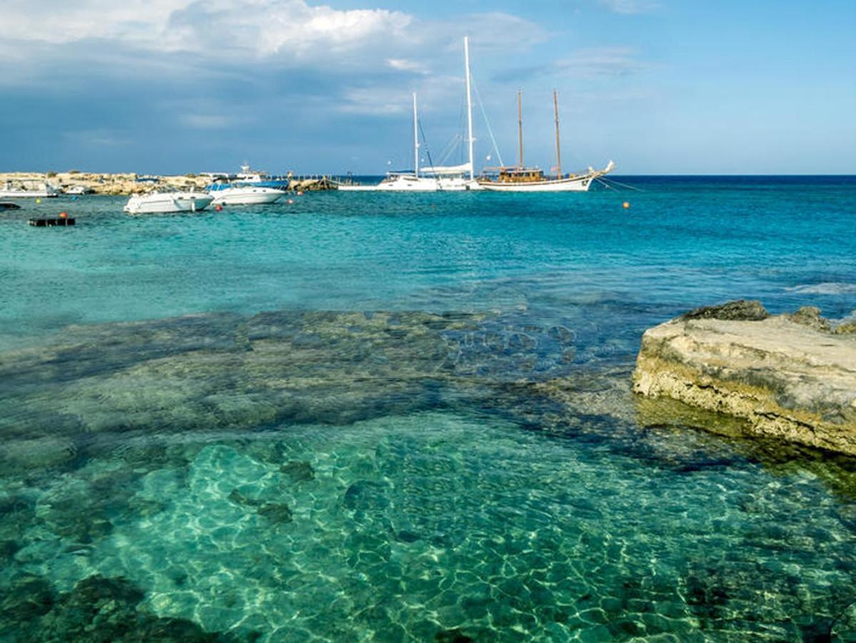 Island Home Seaside Villa Paralimni Buitenkant foto