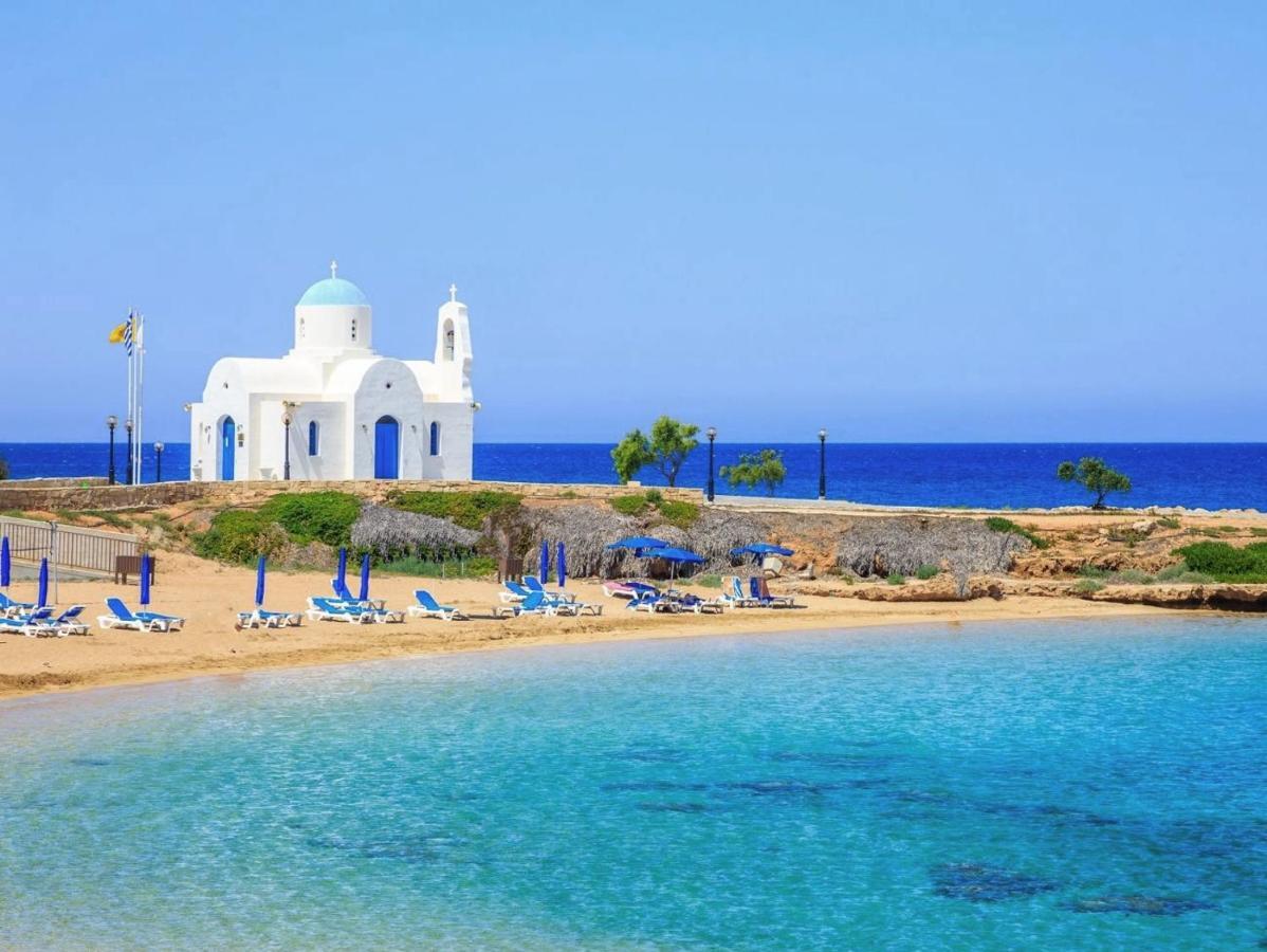 Island Home Seaside Villa Paralimni Buitenkant foto